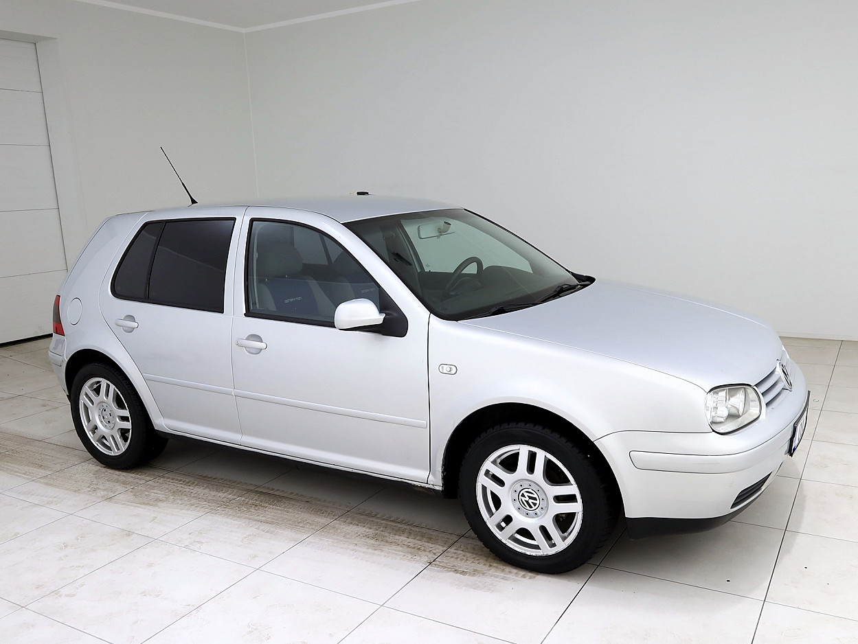 Volkswagen Golf Genetarion 1.6 77 kW - Photo 1