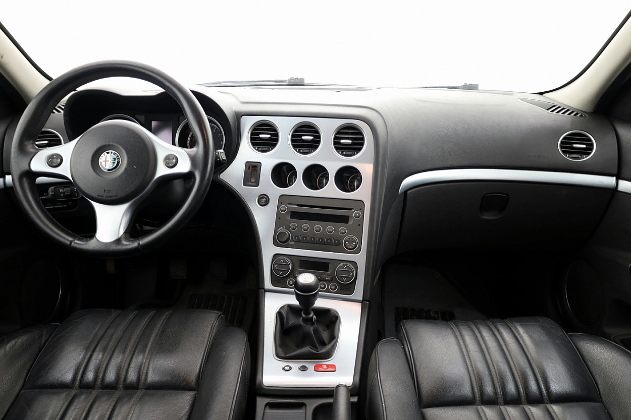 Alfa Romeo 159 Luxury 2.2 136 kW - Photo 5