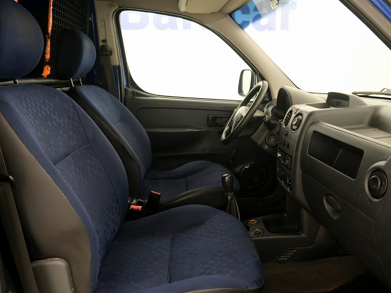Peugeot Partner Van Facelift 1.6 HDi 55 kW - Photo 6