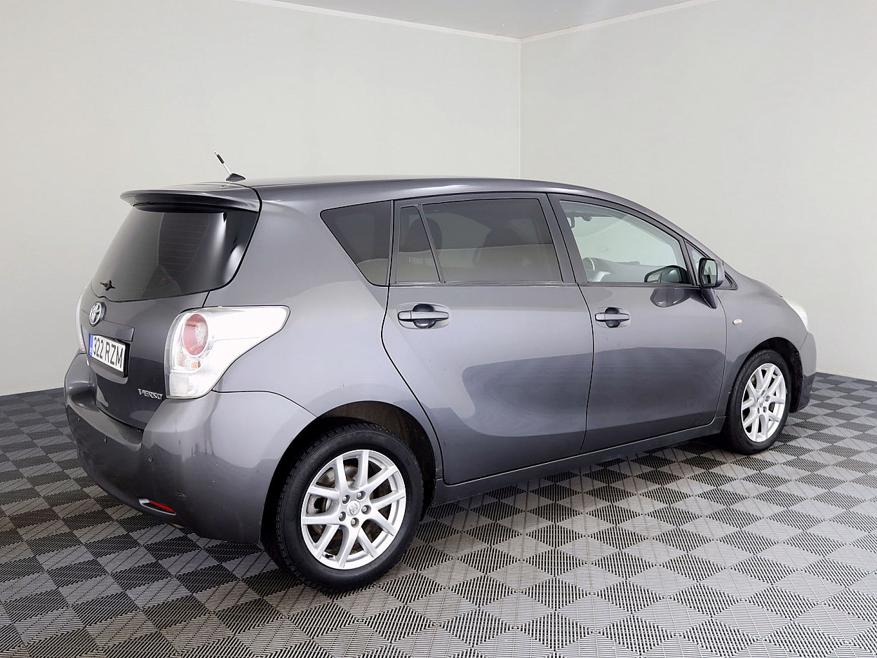 Toyota Verso Linea Sol ATM 2.2 D-CAT 110kW