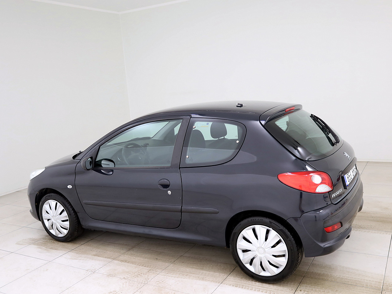 Peugeot 206 + Facelift 1.4 54 kW - Photo 4