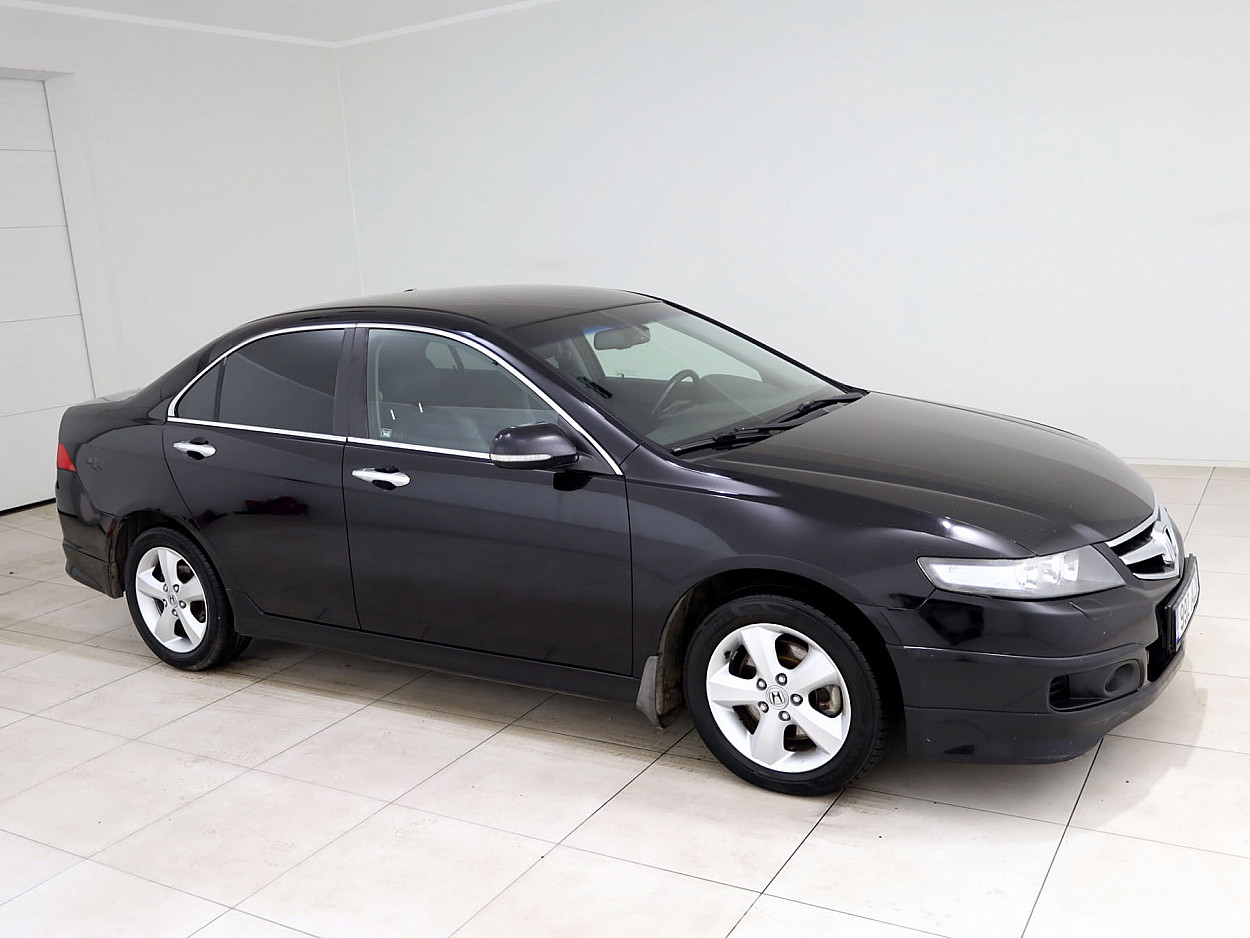 Honda Accord Type-S Facelift ATM 2.0 114 kW - Photo 1