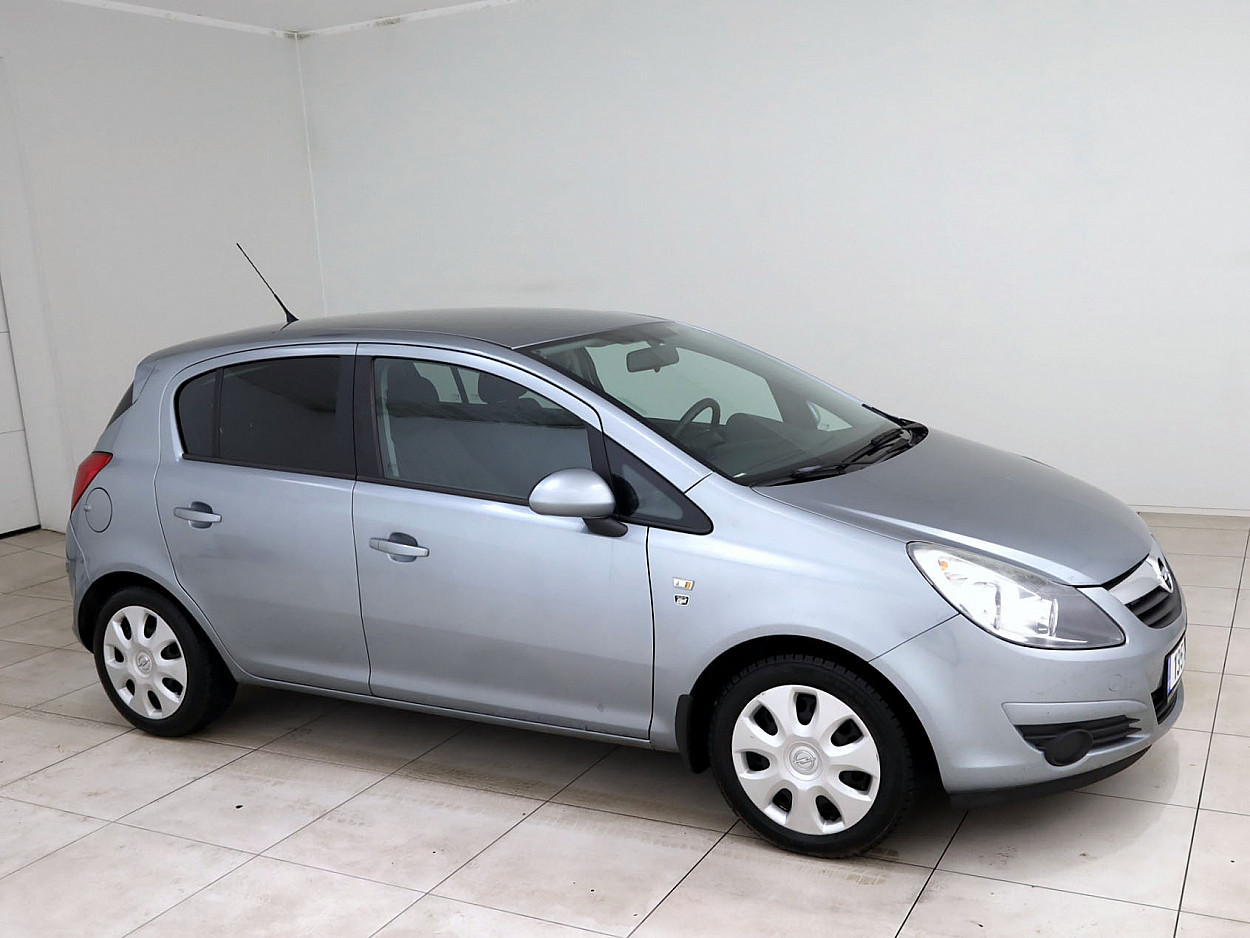 Opel Corsa Elegance 1.2 63 kW - Photo 1