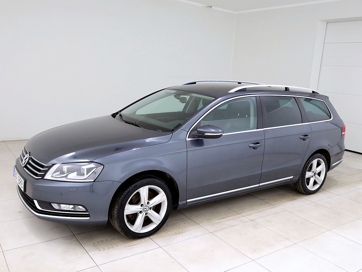 Volkswagen Passat Variant Highline 1.4 110 kW - Photo 2