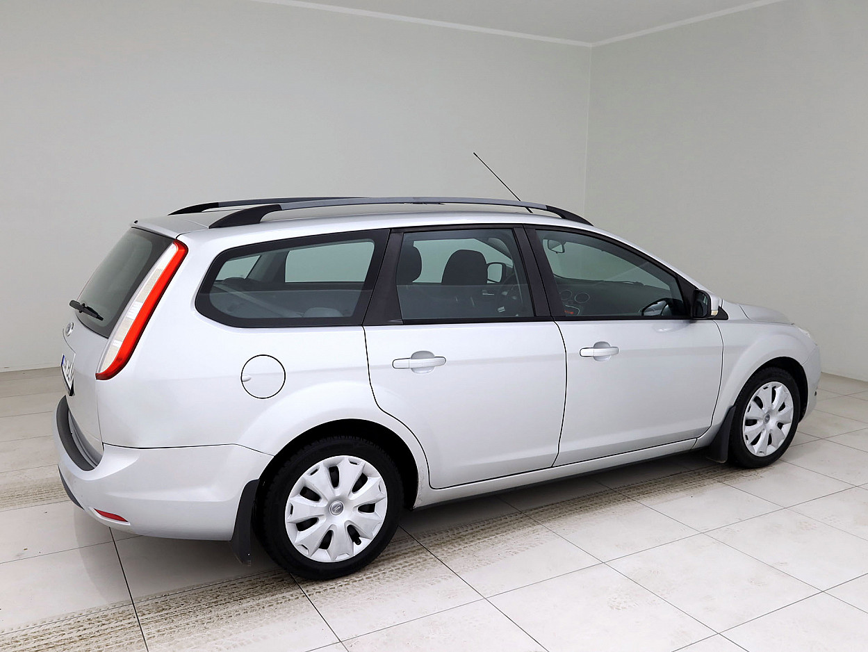 Ford Focus Turnier Facelift 1.6 74 kW - Photo 3