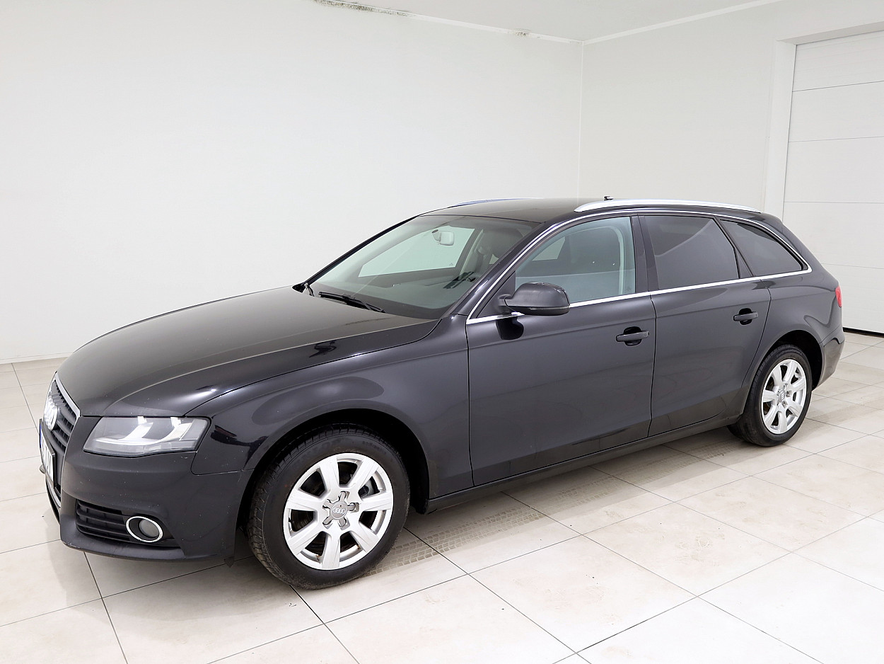 Audi A4 Avant Comfortline Facelift ATM 2.0 TDI 105 kW - Photo 2