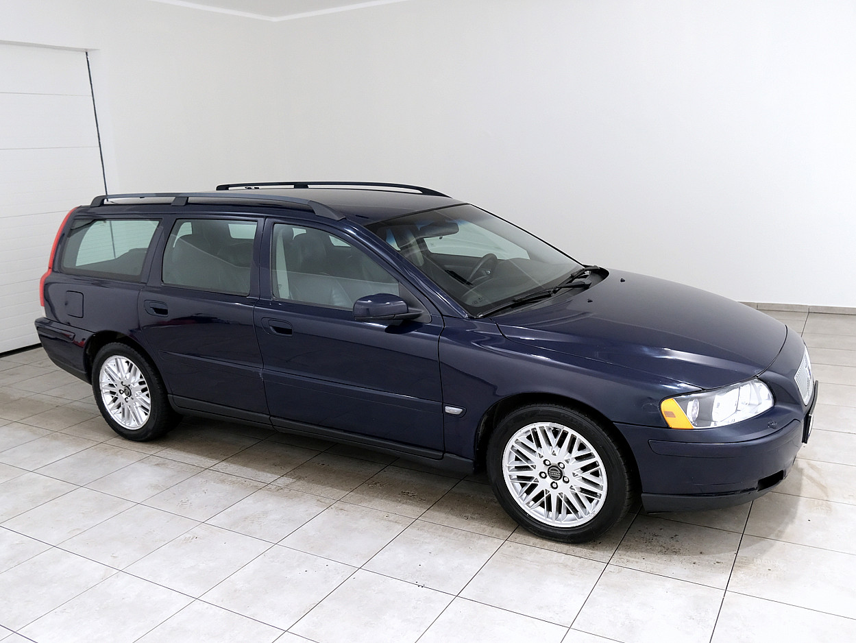 Volvo V70 Summum Facelift ATM 2.4 103 kW - Photo 1