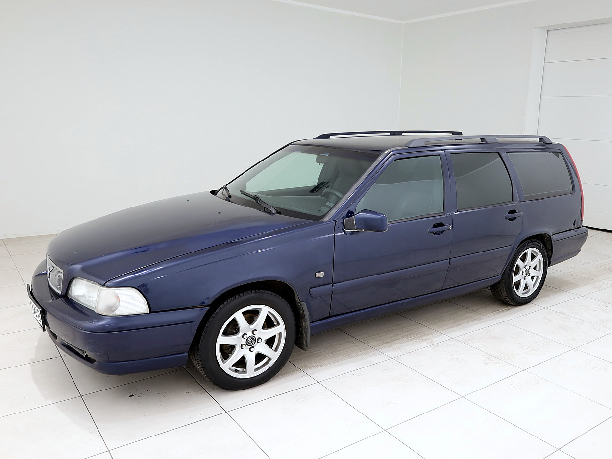 Volvo V70 Estate 2.5 D5 103 kW - Photo 2