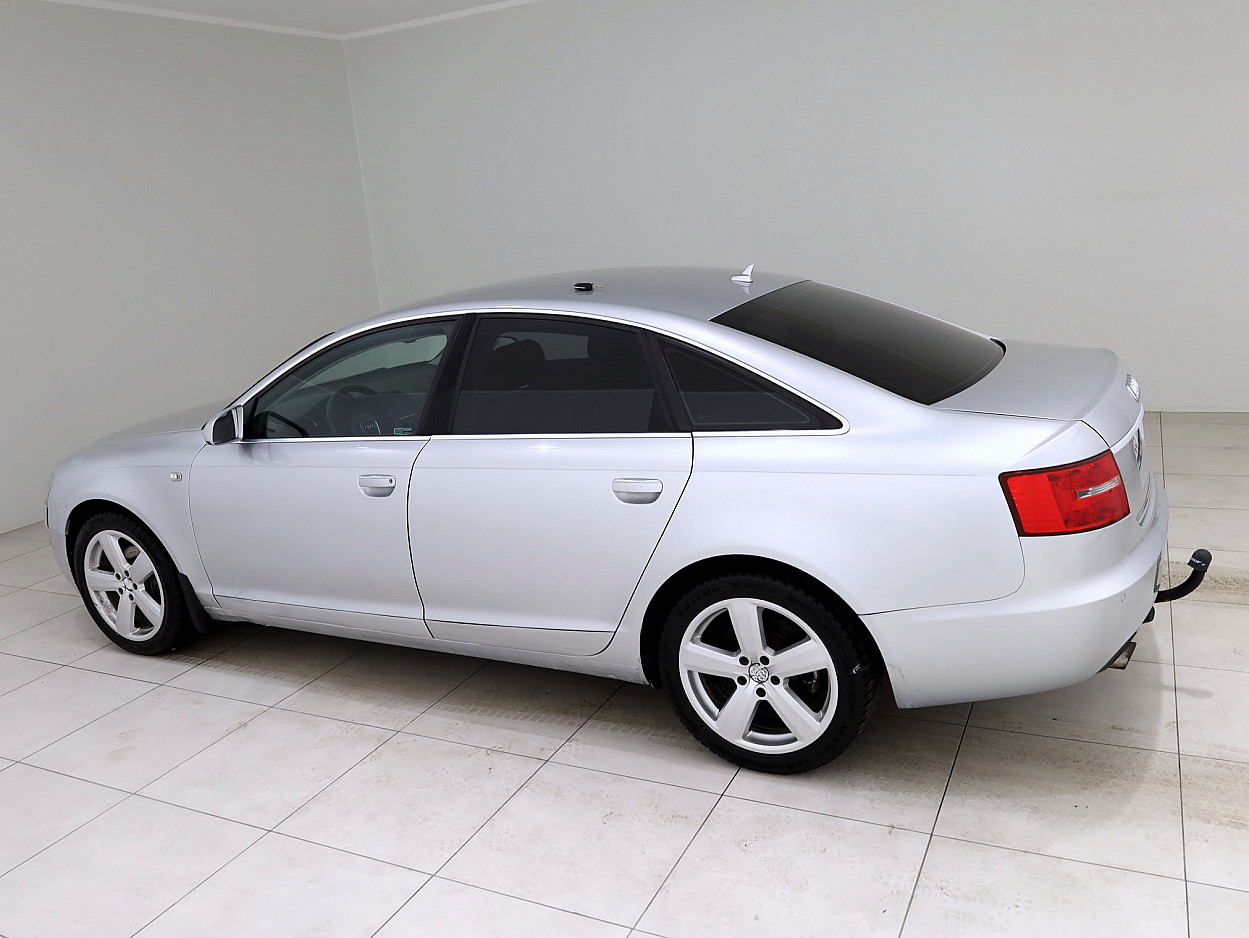 Audi A6 Comfortline Quattro ATM 3.1 188 kW - Photo 4