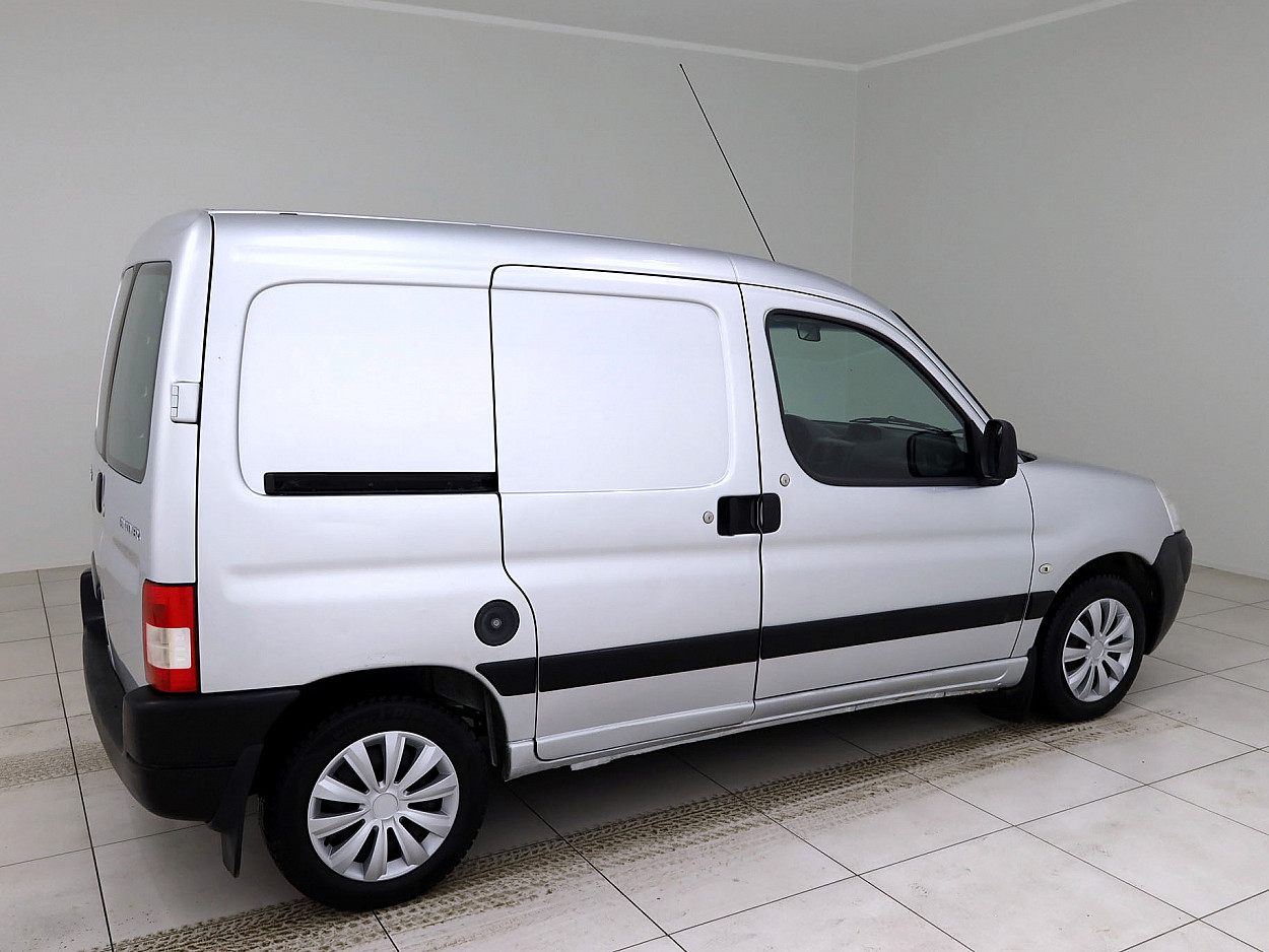 Peugeot Partner Van Facelift 1.4 55 kW - Photo 3