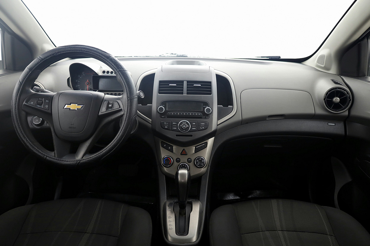 Chevrolet Aveo Comfort ATM 1.4 74 kW - Photo 5