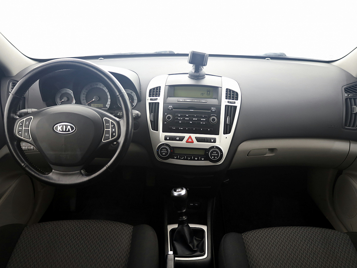 Kia Ceed Elegance 1.6 CRDi 85 kW - Photo 5