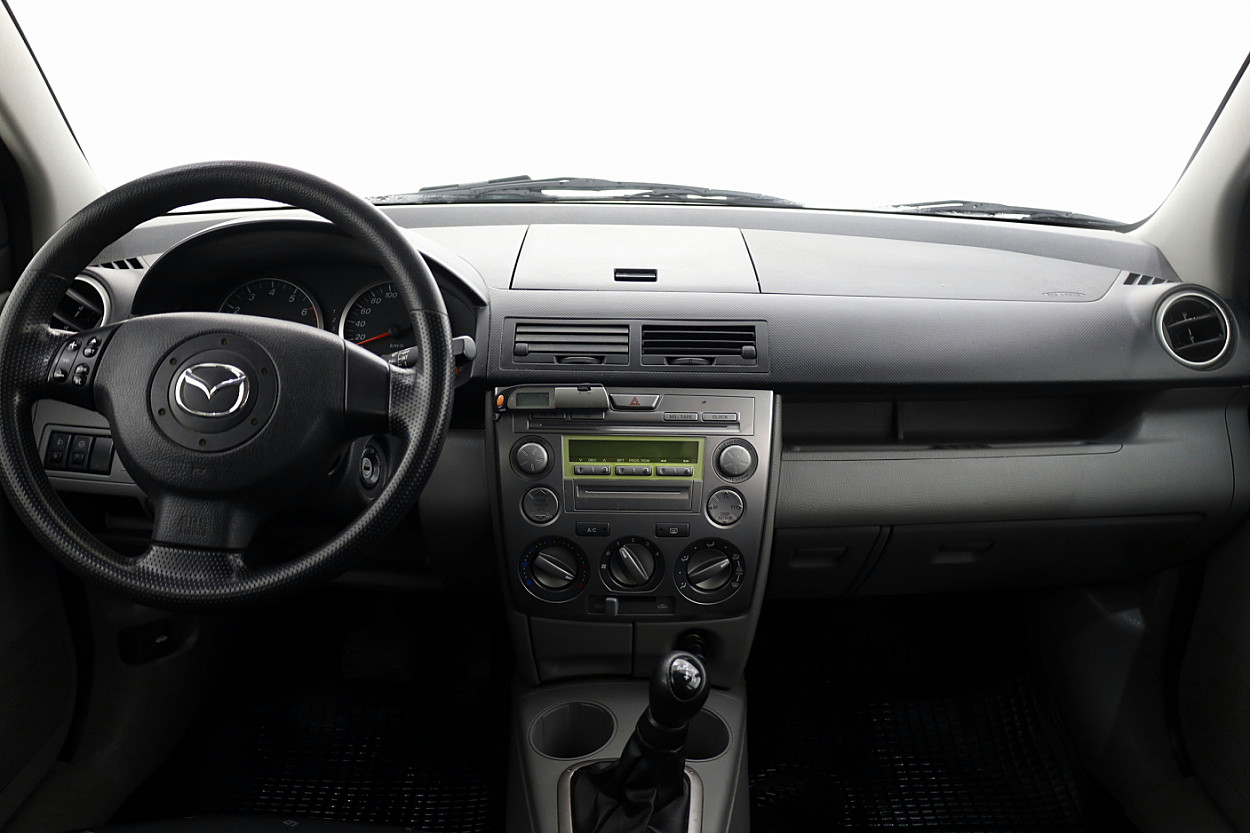 Mazda 2 Elegance ATM 1.4 59 kW - Photo 5