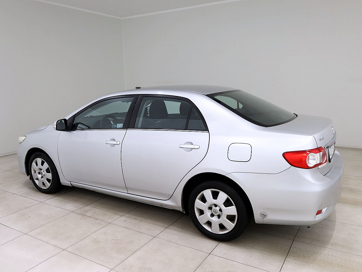 Toyota Corolla Linea Sol Facelift 1.6 97 kW - Photo 4