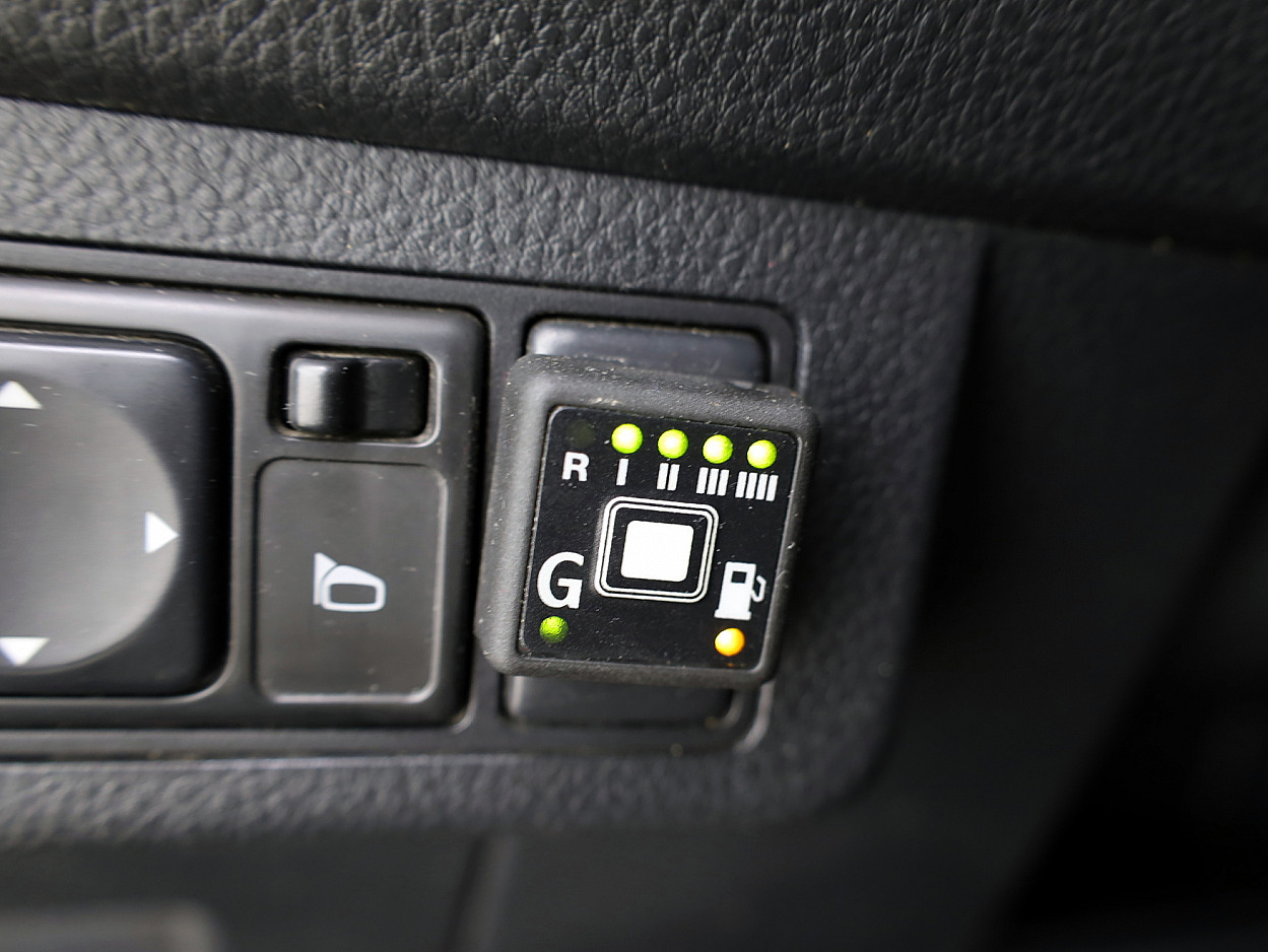 Nissan Tiida Comfort LPG ATM 1.6 81 kW - Photo 8