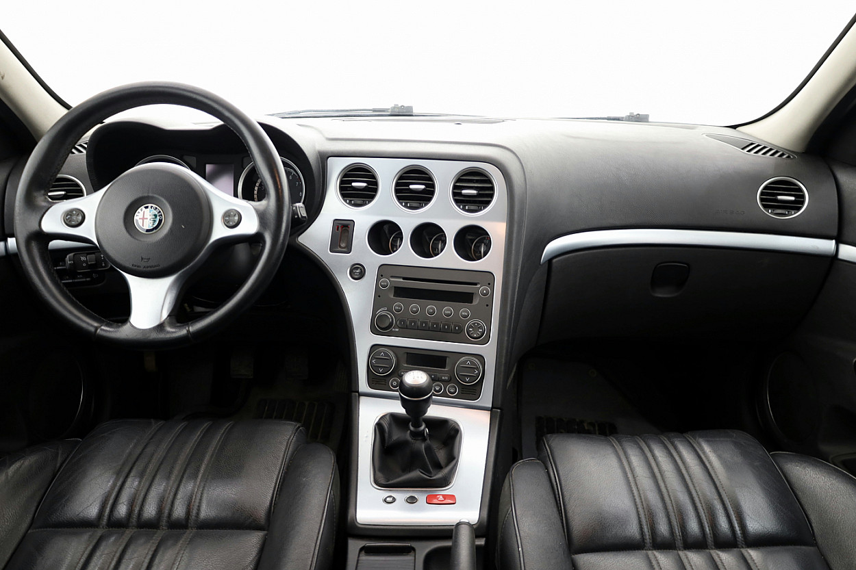 Alfa Romeo 159 Luxury 2.2 136 kW - Photo 6