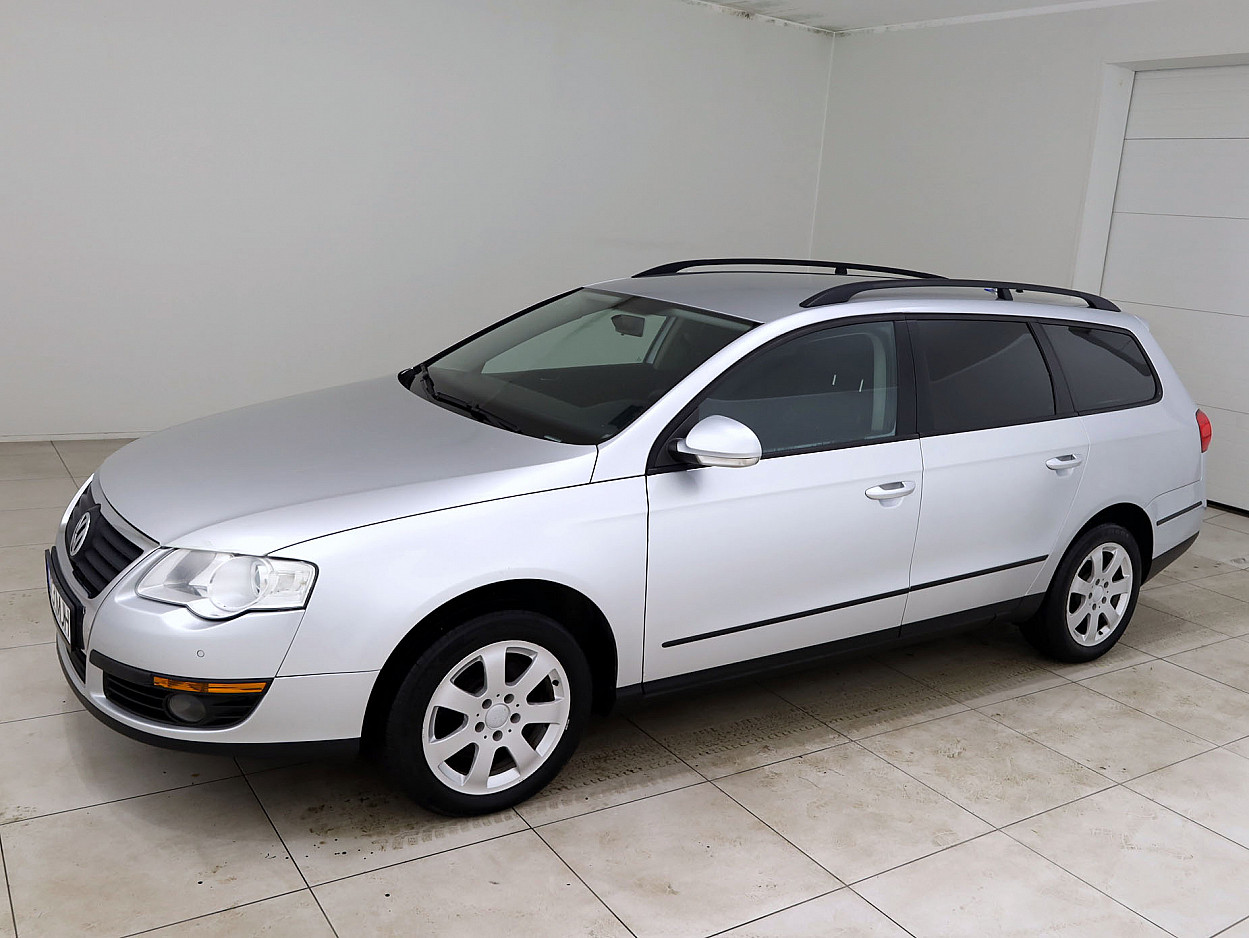 Volkswagen Passat Comfortline Facelift ATM 2.0 TDI 103 kW - Photo 2