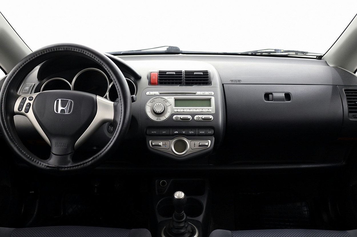 Honda Jazz Elegance Facelift 1.3 61 kW - Photo 5