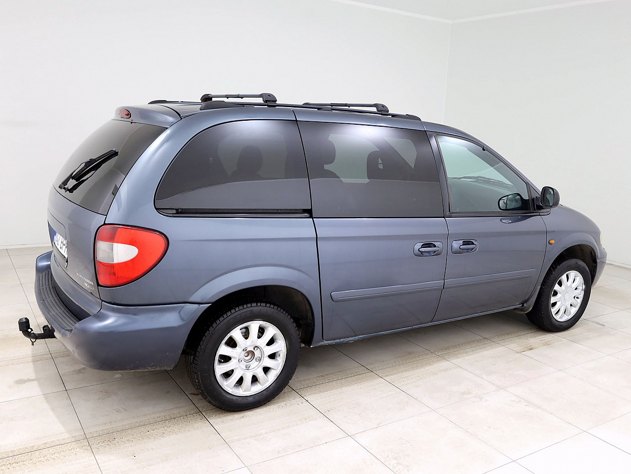 Chrysler Voyager Comfort 2.5 CRD 105 kW - Photo 3