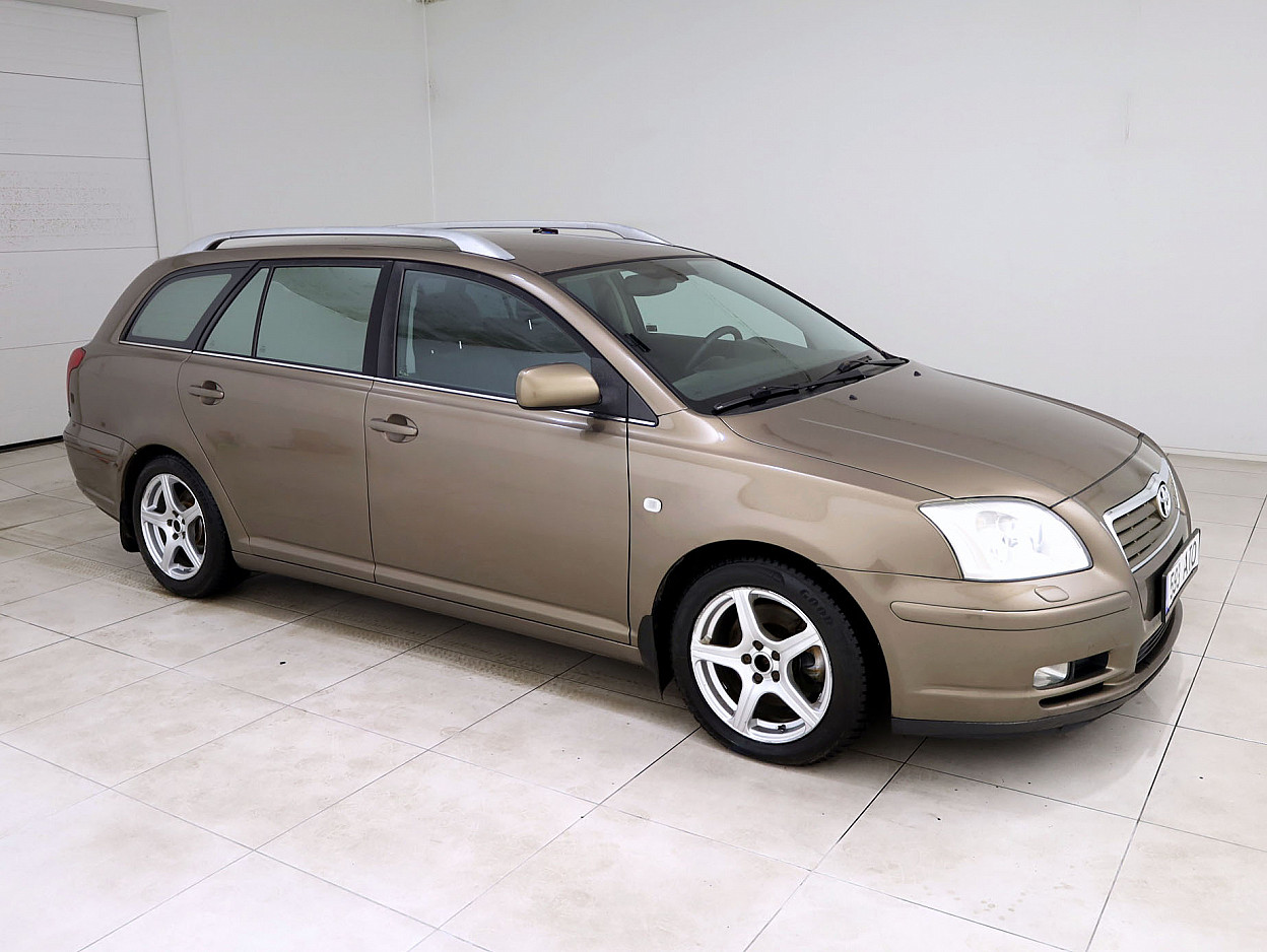 Toyota Avensis Linea Sol ATM 2.0 108 kW - Photo 1