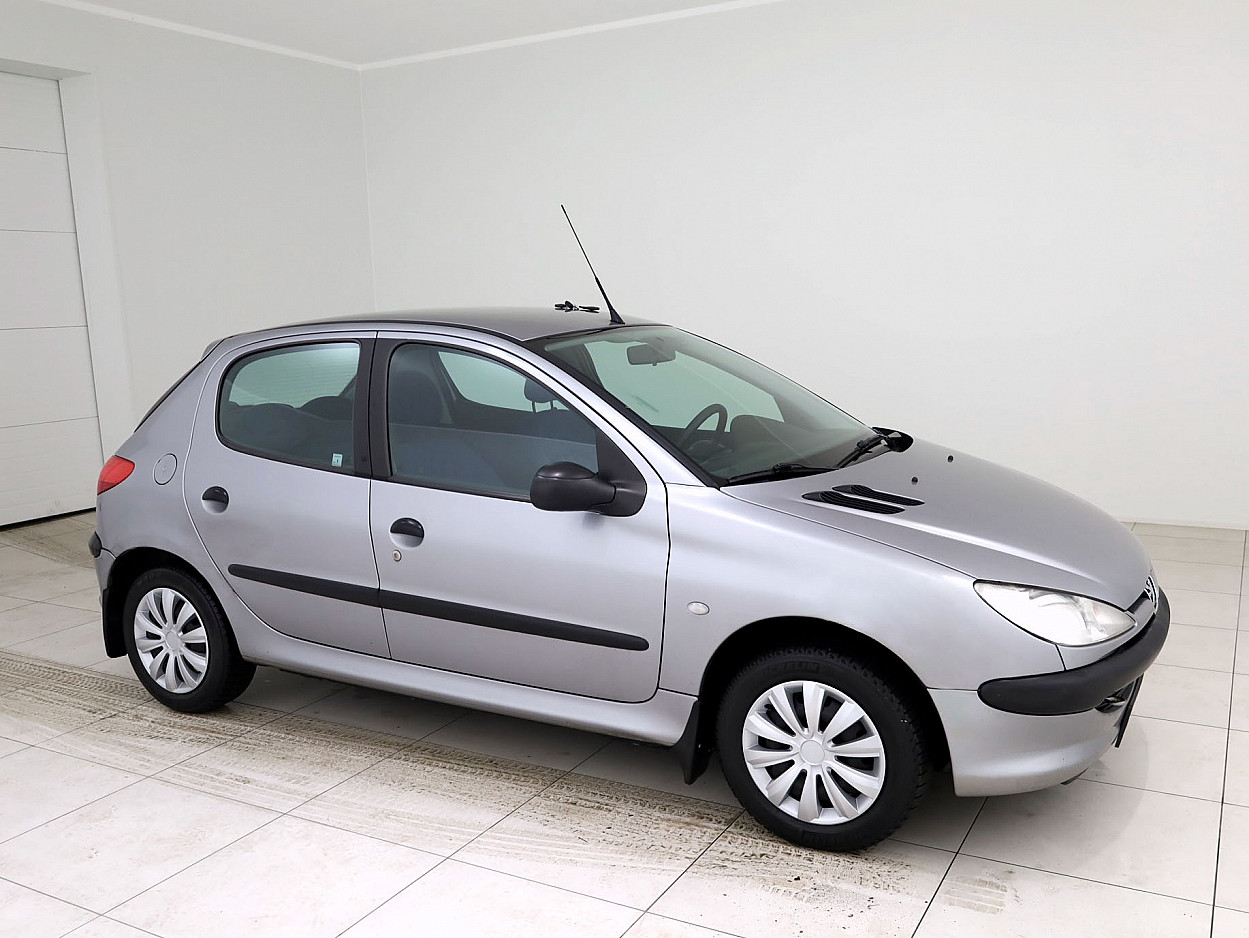 Peugeot 206 Elegance 1.1 44 kW - Photo 1