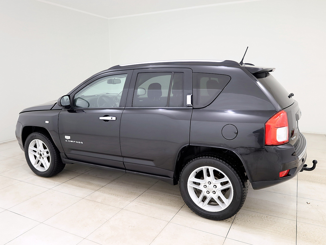 Jeep Compass 70th Anniversary Edition Facelift 2.1 CRD 120 kW - Photo 4