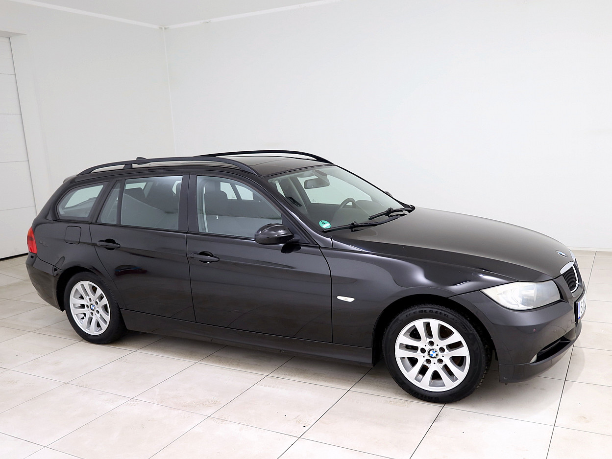 BMW 320 Touring Business 2.0 110 kW - Photo 1