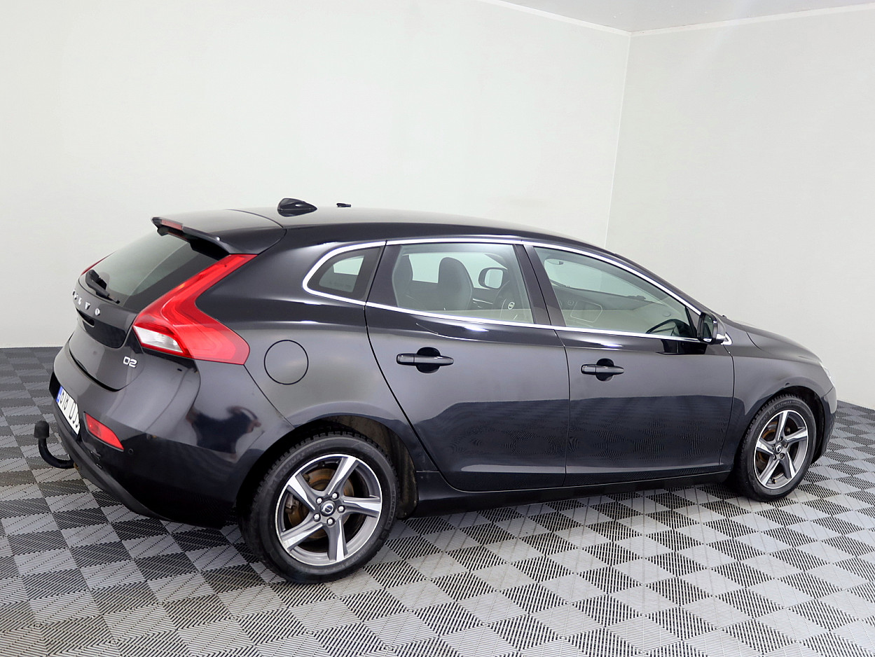Volvo V40 Momemtum 1.6 D4 84kW
