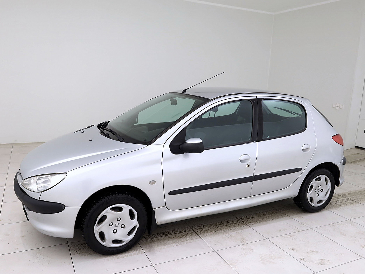 Peugeot 206 1.4 HDi 50 kW - Photo 2