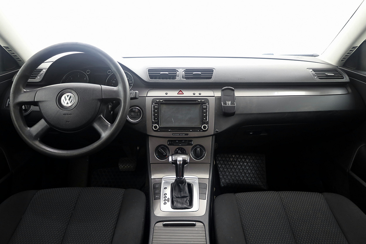 Volkswagen Passat Comfortline Facelift ATM 2.0 TDI 103 kW - Photo 5