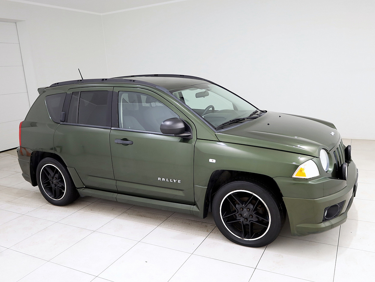 Jeep Compass Rallye ATM 2.4 125 kW - Photo 1