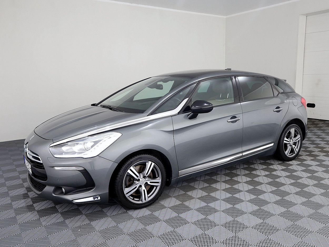 Citroen DS5 Luxury ATM 2.0 HDi 120kW