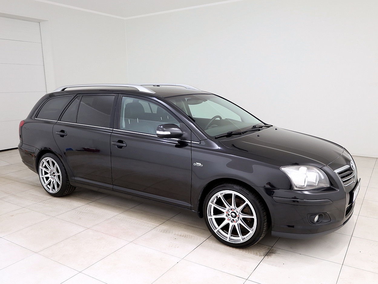 Toyota Avensis Exclusive Facelift 2.2 D-CAT 130 kW - Photo 1