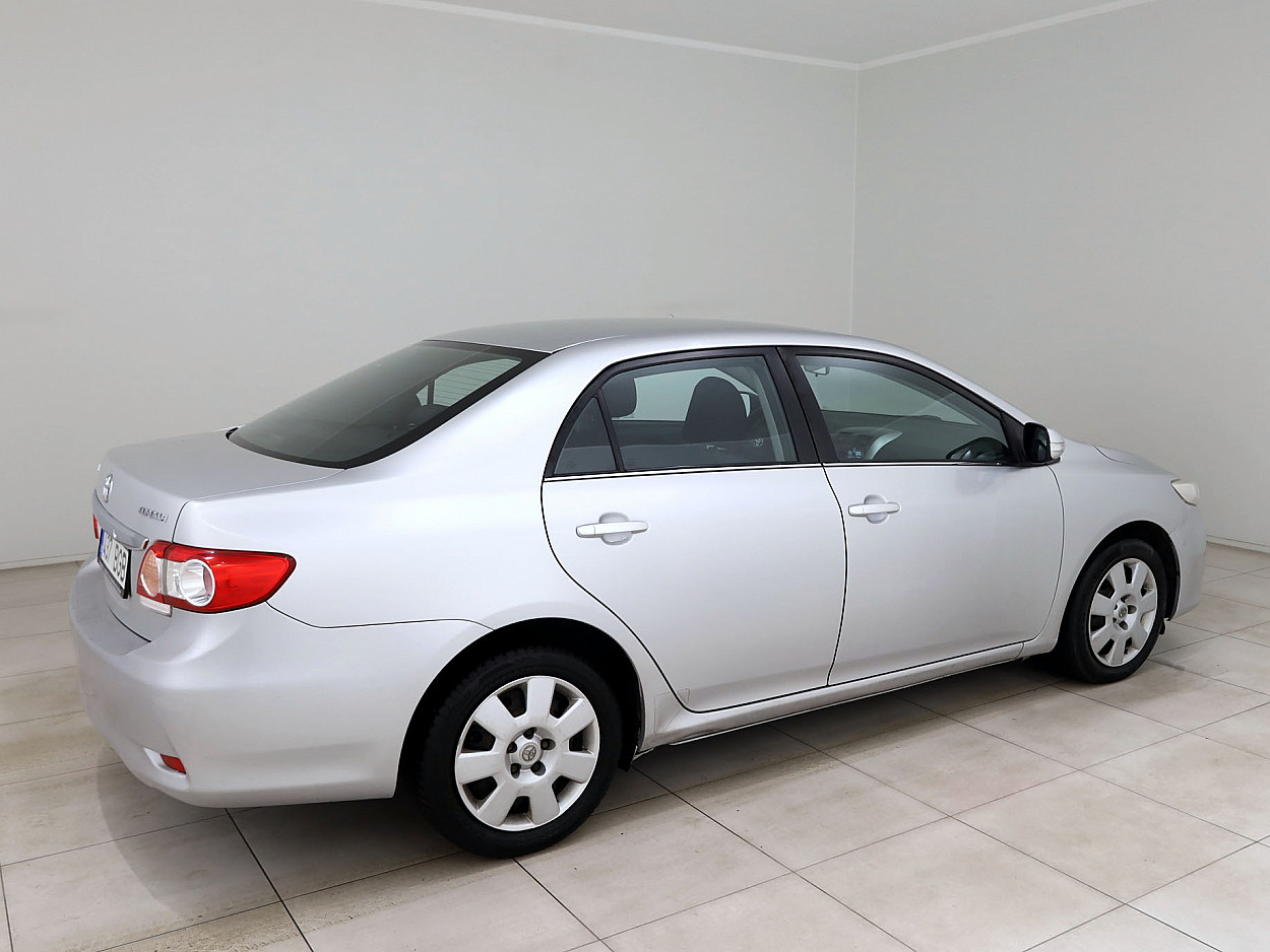 Toyota Corolla Linea Sol Facelift 1.6 97 kW - Photo 3