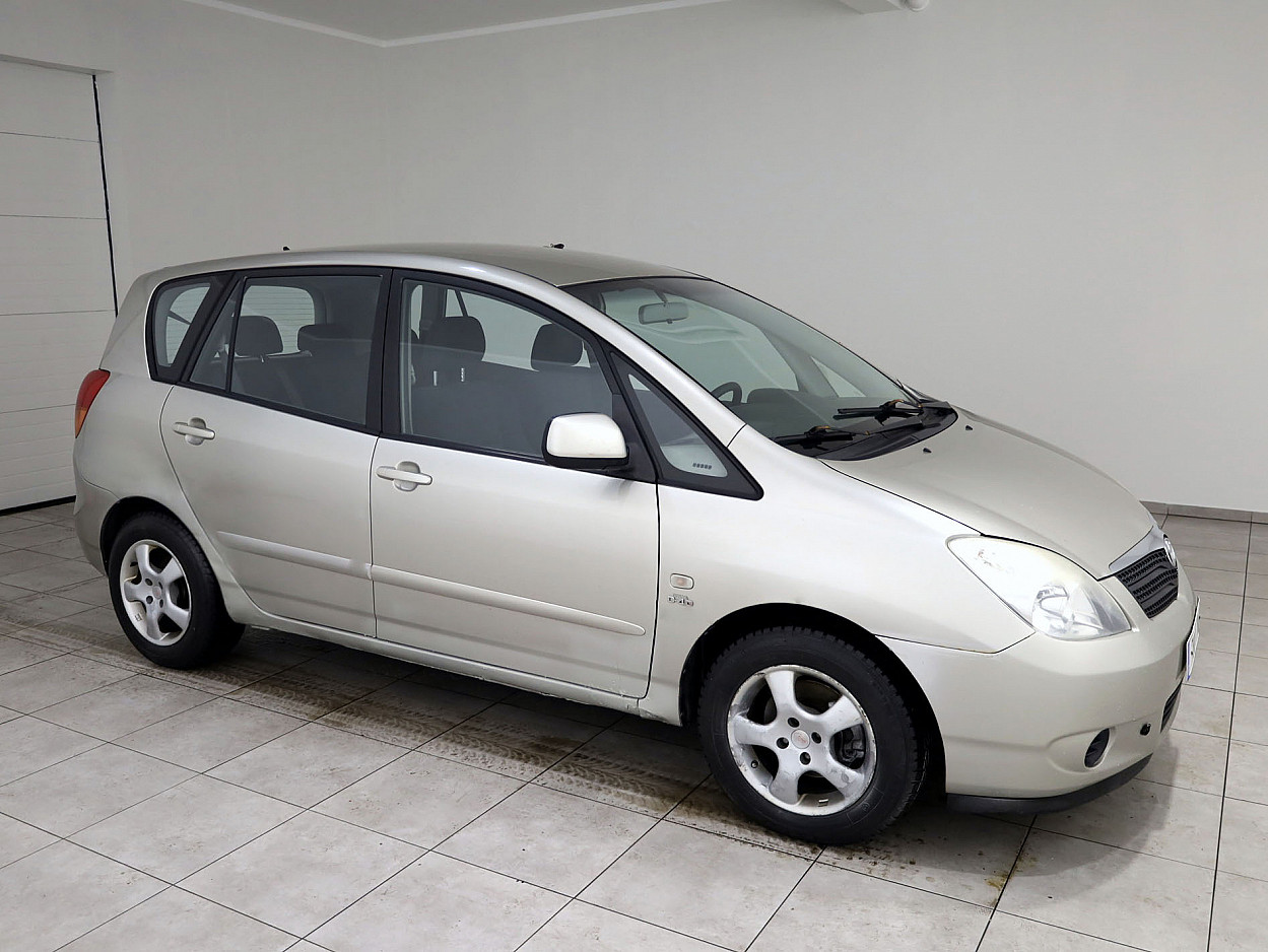 Toyota Corolla Verso Linea Sol 2.0 D-4D 66 kW - Photo 1