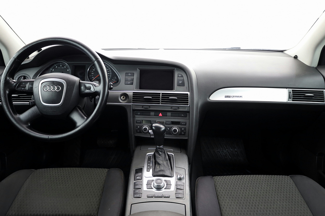 Audi A6 Comfortline Quattro ATM 3.1 188 kW - Photo 5