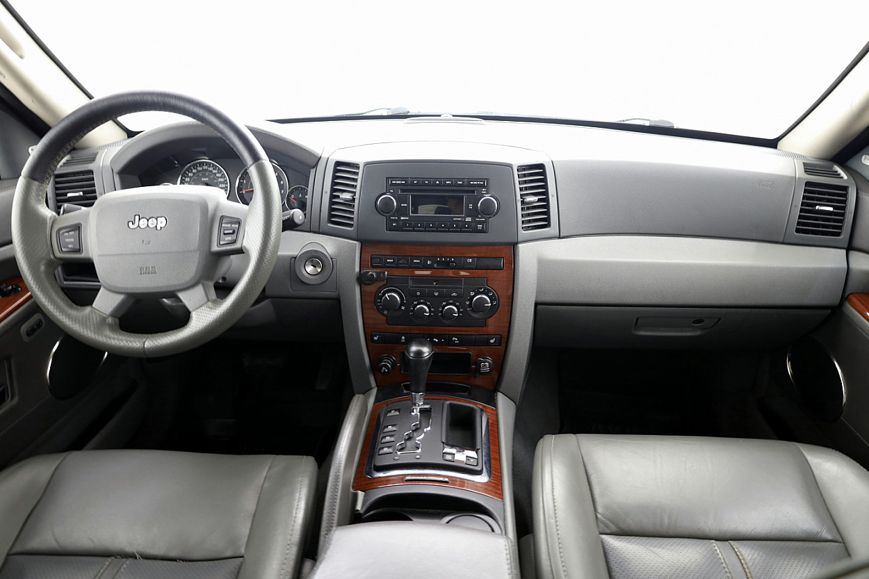 Jeep Grand Cherokee Limited ATM 3.0 CDI 160 kW - Photo 5