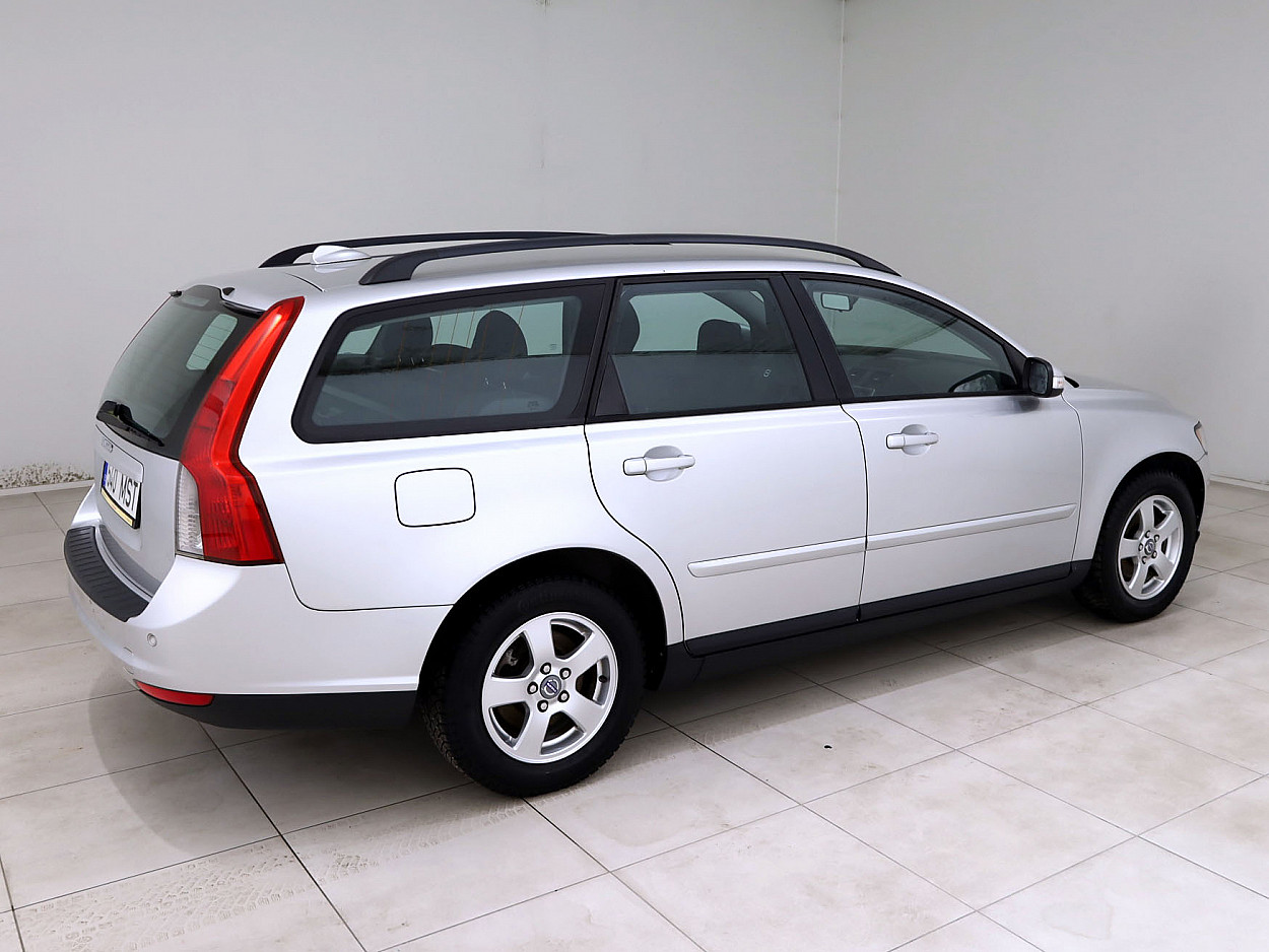 Volvo V50 Momentum Facelift 1.6 D4 80 kW - Photo 3