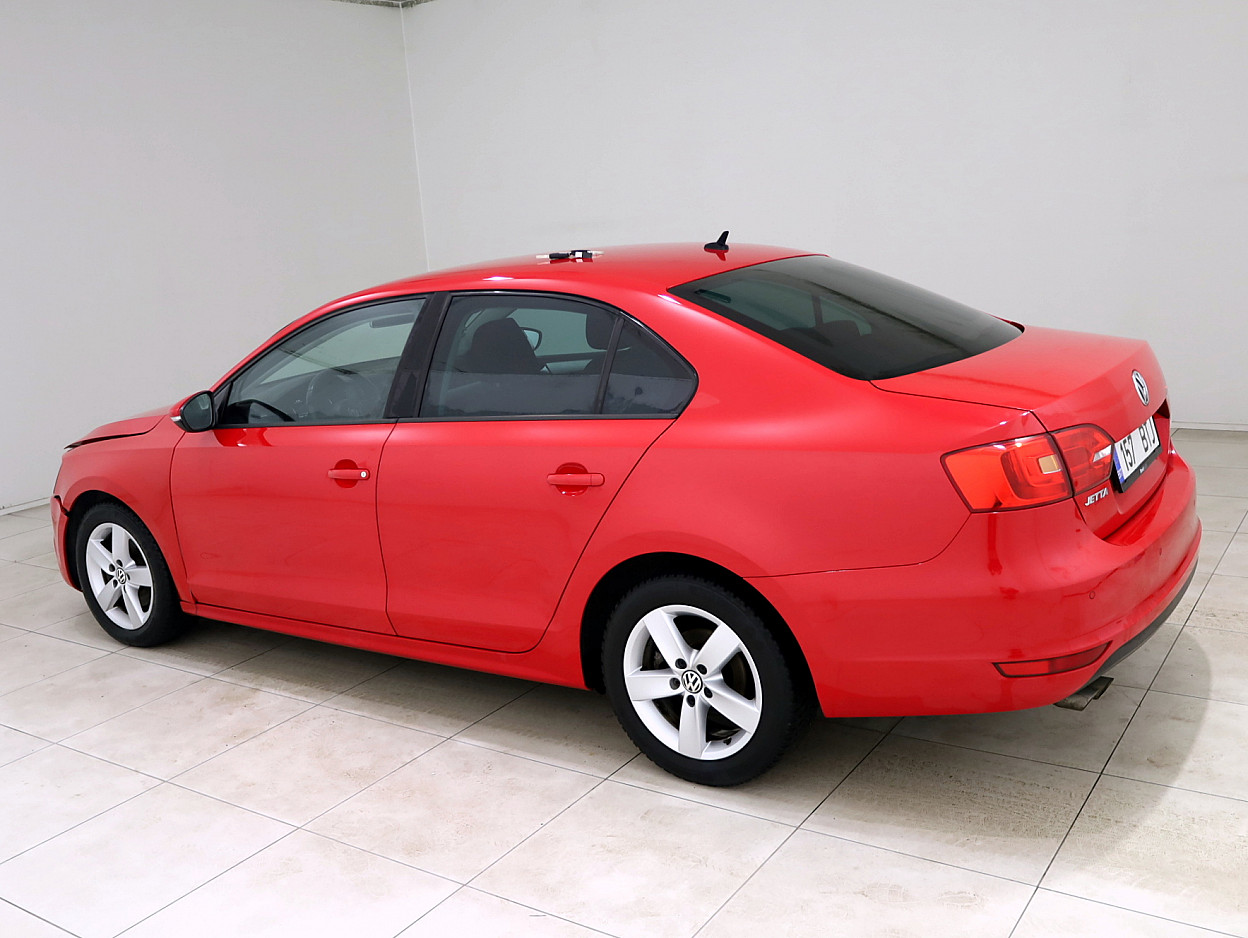 Volkswagen Jetta Comfortline ATM 1.4 90 kW - Photo 4