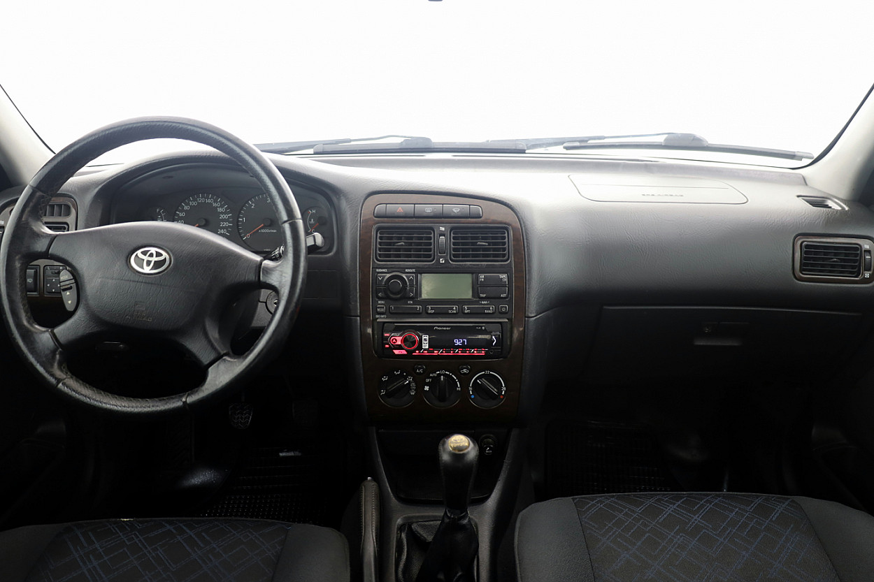 Toyota Avensis Linea Sol A-C 2.0 D-4D 81 kW - Photo 5