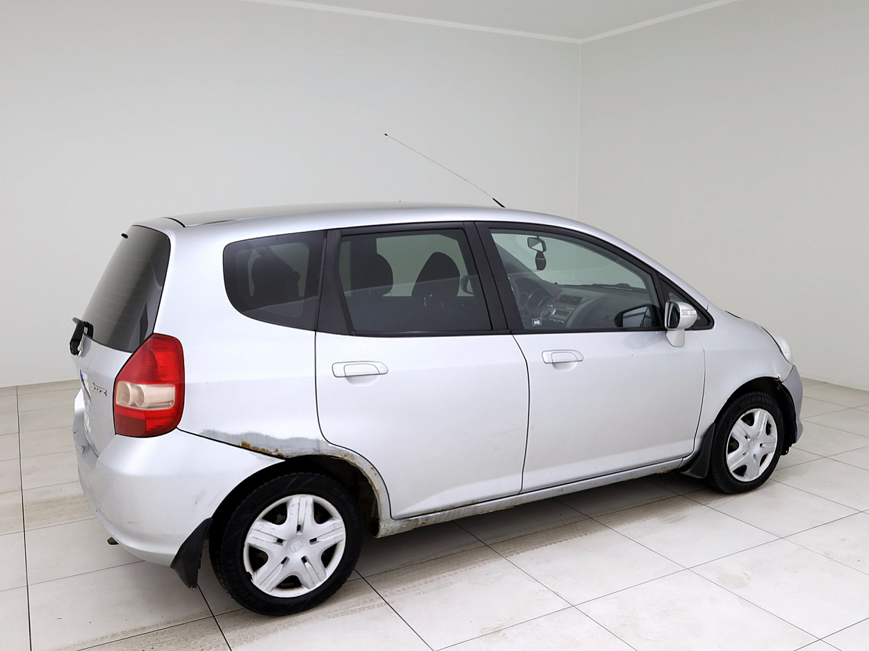 Honda Jazz Facelift ATM 1.3 61 kW - Photo 3