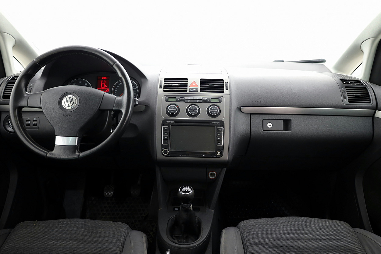 Volkswagen Touran Comfortline Facelift 2.0 80 kW - Photo 5