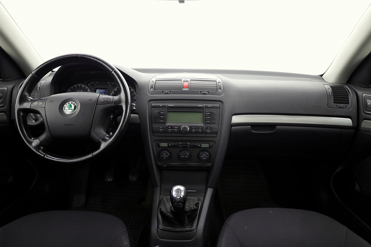 Skoda Octavia Comfortline 1.6 85 kW - Photo 5