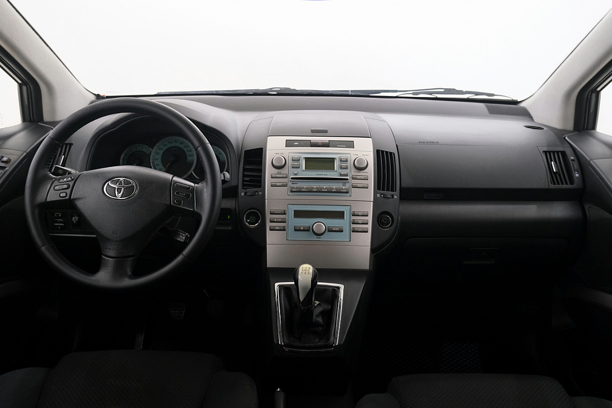 Toyota Corolla Verso Linea Sol 1.6 81 kW - Photo 5