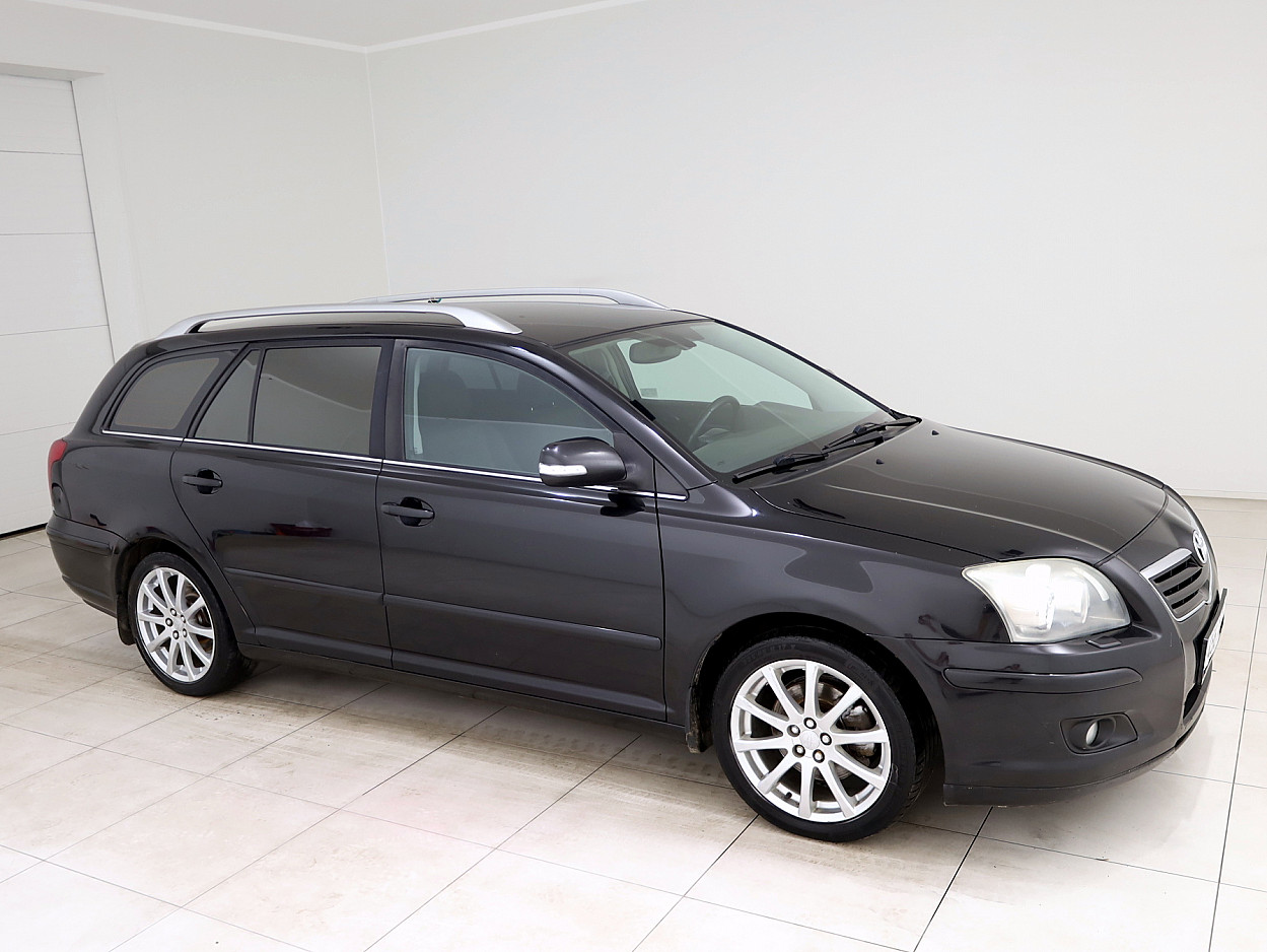 Toyota Avensis Linea Sol Facelift ATM 2.4 120 kW - Photo 1