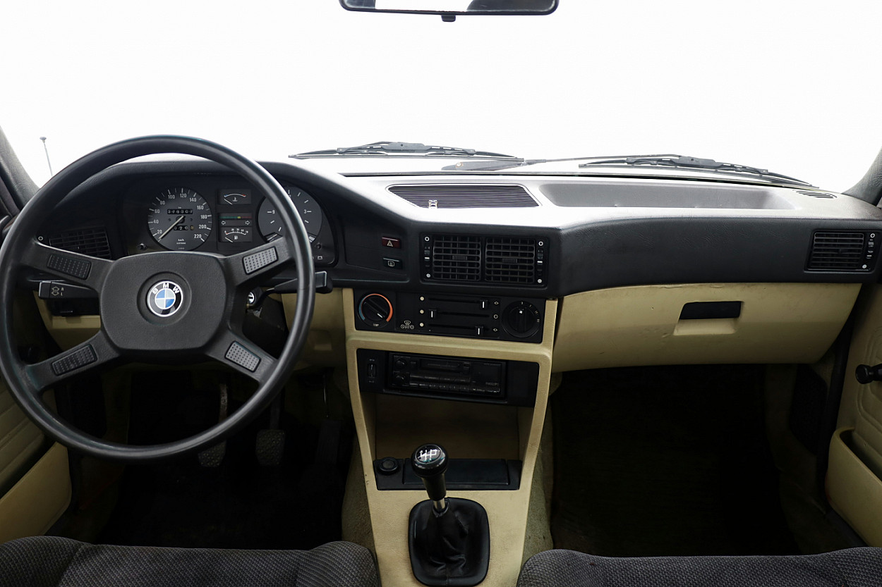 BMW 518 Classic 1.8 66 kW - Photo 5