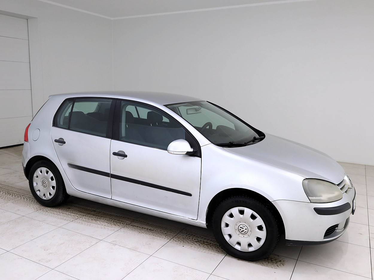 Volkswagen Golf 1.6 75 kW - Photo 1