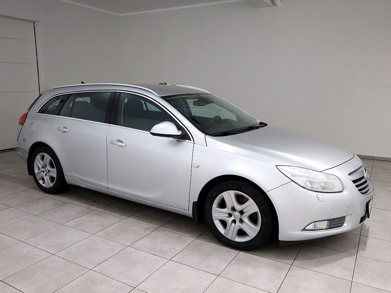 Opel Insignia Sports Tourer SW 2.0 CDTi 118 kW - Photo 1