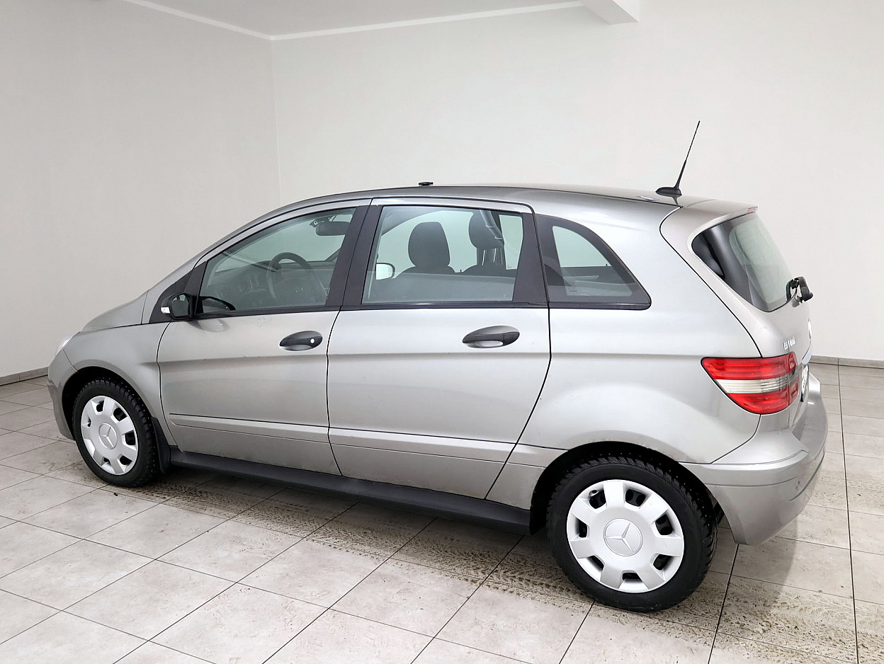 Mercedes-Benz B 180 Elegance 2.0 CDI 80 kW - Photo 4