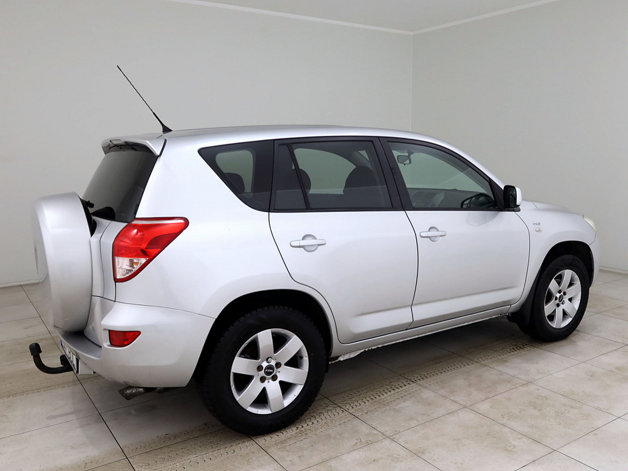 Toyota RAV4 Linea Sol 2.2 D-4D 100 kW - Photo 3